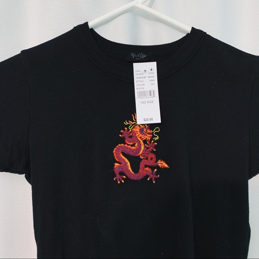 NWT brandy melville dragon ashlyn top - Picture 1 of 4